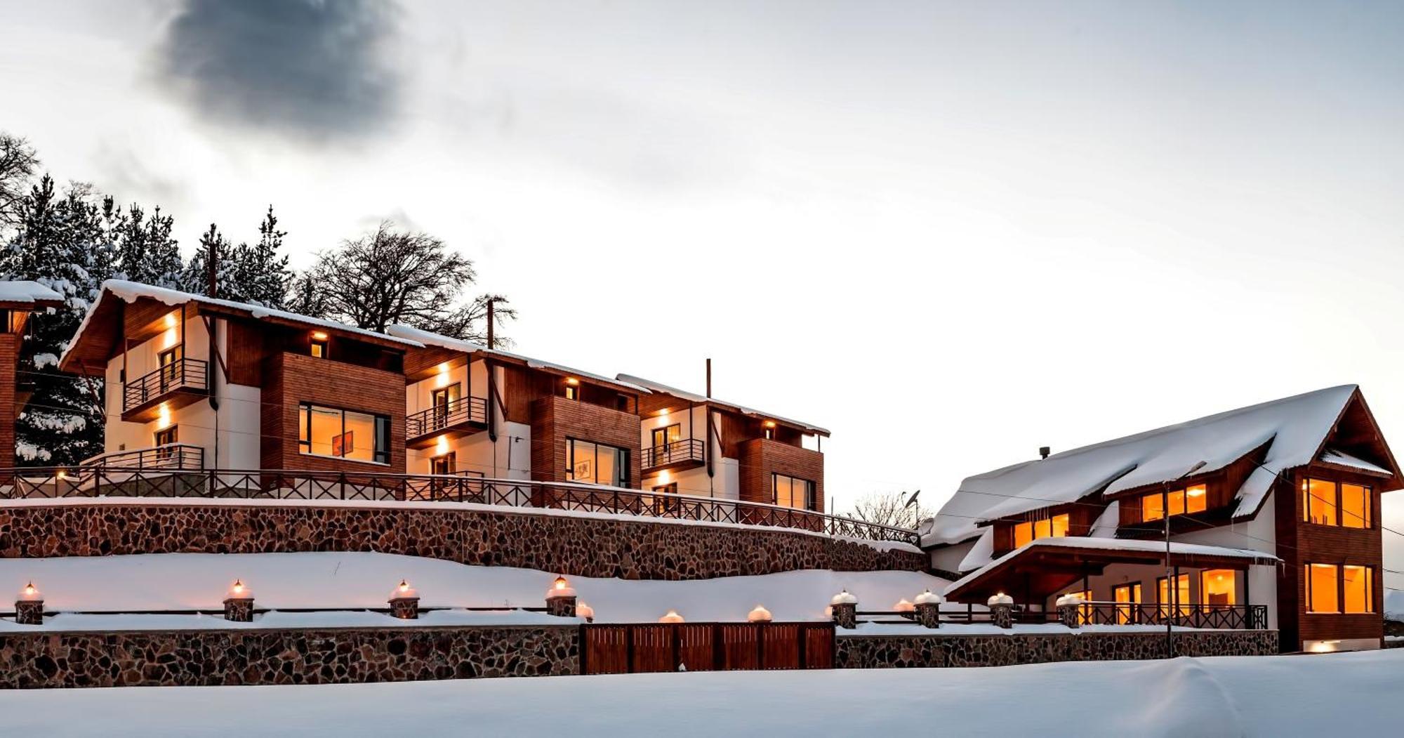 Комплекс Crystal Hill Resort Бакуриани Экстерьер фото