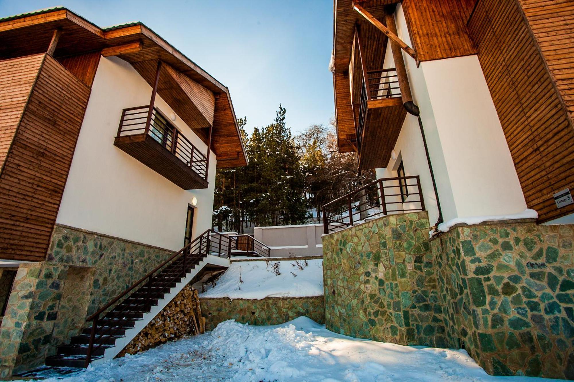 Комплекс Crystal Hill Resort Бакуриани Экстерьер фото